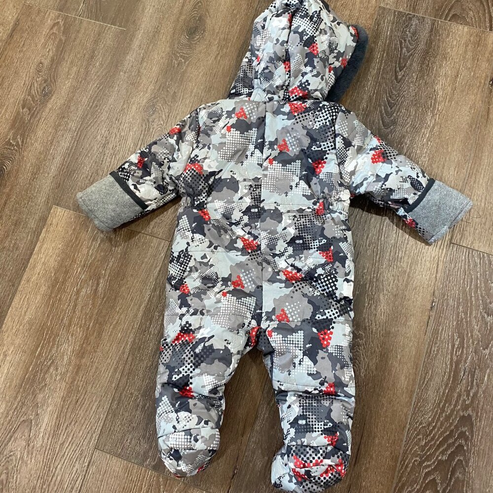 Wippette Baby Boys Camo Snowsuit W/ Hood Fur Trim & Footed Design Size 6-9 Month - Picture 5 of 11